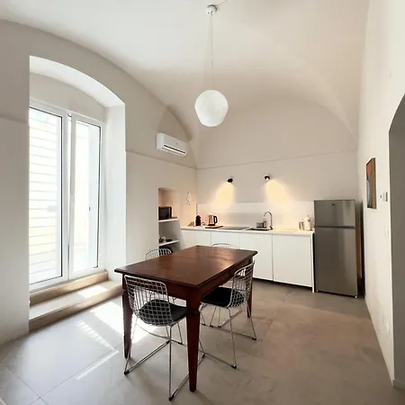Casa Marmitta - Charming In Downtown * Μπάρι