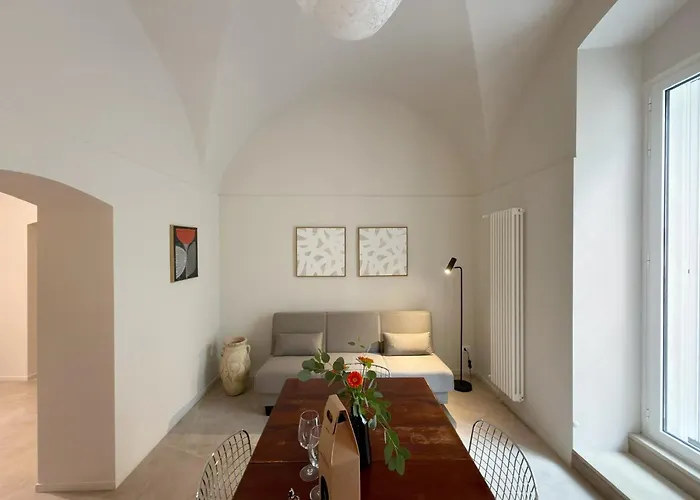 Casa Marmitta - Charming In Downtown דירה *